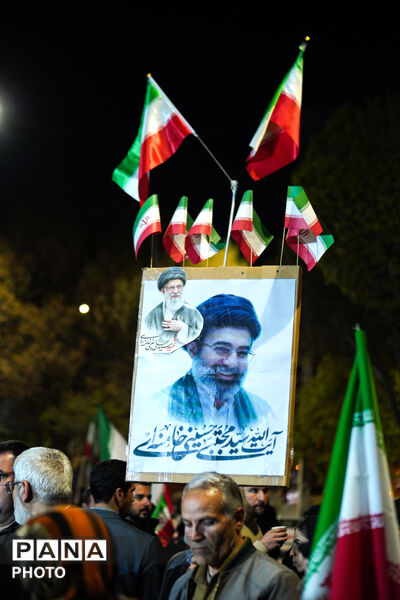 حماسه حضور فرهنگیان و دانش‌آموزان کرمانشاه در موکب «نحن المنتقمون» ناحیه یک