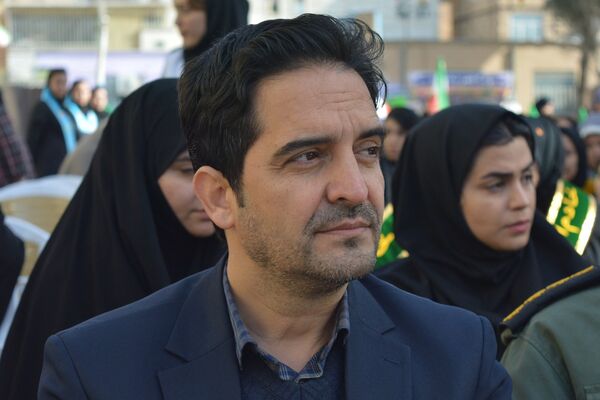 طنین زنگ انقلاب در بهارستان‌دو 