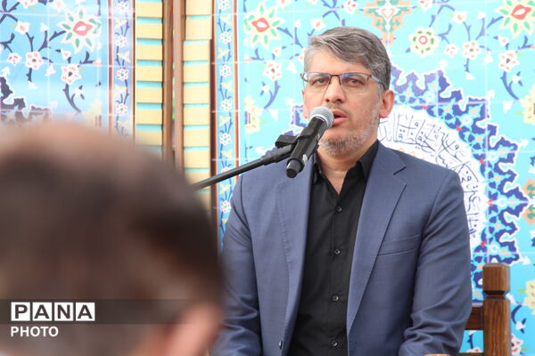 برپایی باشکوه نماز عید فطر در یزد
