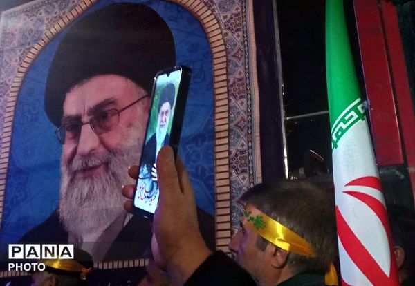 حضور پر شور و حماسی مردم نیشابور در هشتمین روز از شهادت امام شهید خامنه ای