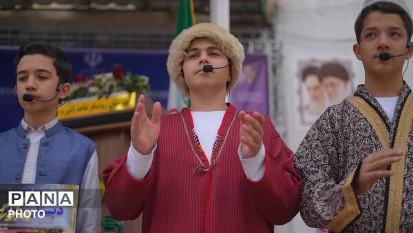 آیین گلباران محل شهادت شهید مرتضی مطهری با حضور مجید پارسا در منطقه ۱۲