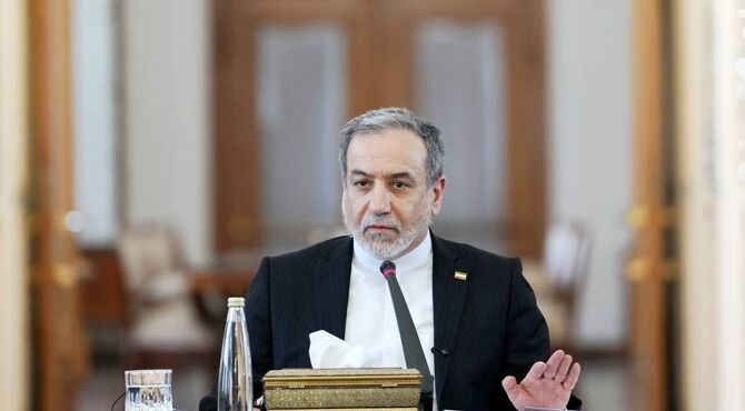 مقاومت قهرمانانه و سربلندی ملت بزرگ ایران در جنگ نابرابر
