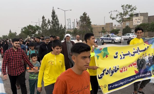 همایش پیاده روی خانوادگی در شهرستان تربت جام