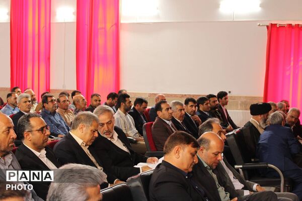 میزبانی گرم بهارستان از وزیر آموزش و پرورش