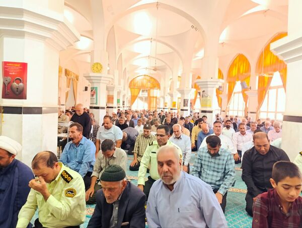 برگزاری نماز عبادی سیاسی جمعه همزمان با شروع هفته انتظامی در شهرستان خلیل اباد 