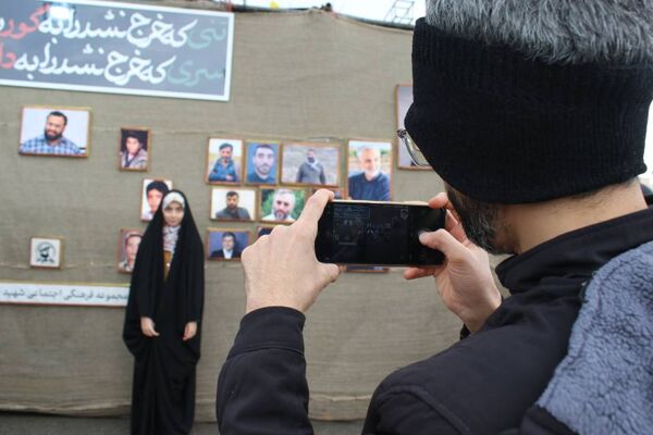 شادپیمایی خانوادگی جشن نیمه شعبان در قم