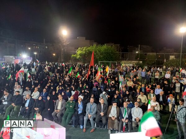 قاب‌های ماندگار از قرارگاه فرهنگی منطقه ۱۰ در هفته معلم 