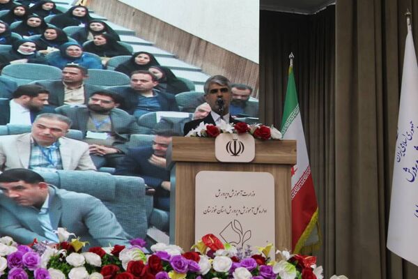 دیدار صمیمی وزیر آموزش‌وپرورش با فرهنگیان استان خوزستان