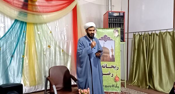 جشن ولادت امام رضا(ع) در مسجد ابوالفضل شهر حبیب آباد 
