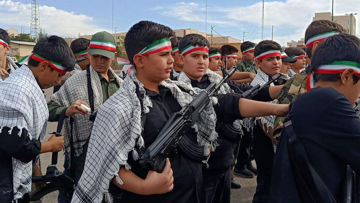 استقبال گسترده معلمان و دانش‌آموزان از پویش «جان‌فدا»/ ۱۶ درصد مخاطبان پویش را نوجوانان تشکیل می‌دهند