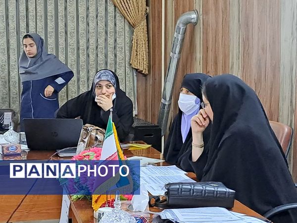 داوری دهمین دوره جشنواره نوجوان خوارزمی محور ریاضی در شهرستان فاروج