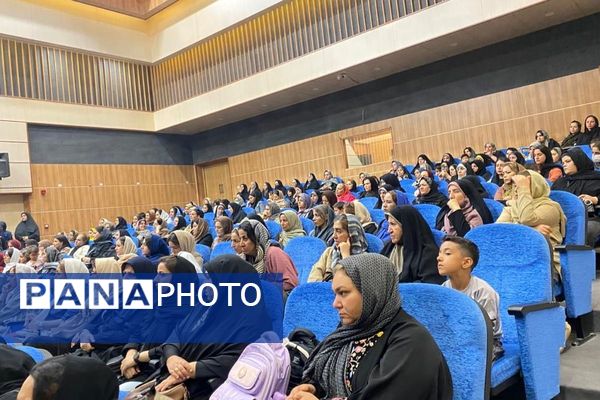 دبستان هدی میزبان همایش پدافند غیرعامل با رویکرد مردم‌ محور