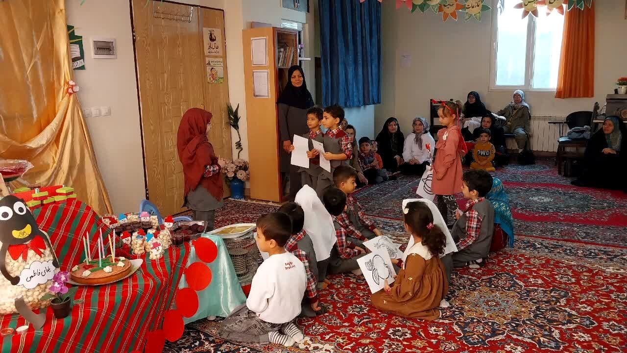 جشن یلدایی مهد شکوفه‌های نور دارالقرآن حضرت زهرا (س) در شیروان