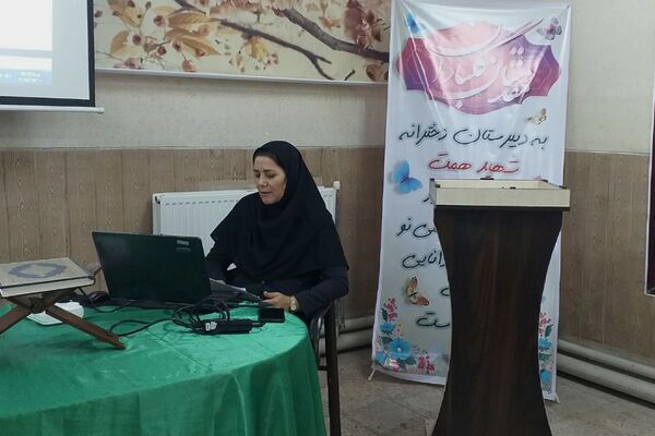 برگزاری کارگاه پیشگیری از آسیب‌های اجتماعی در دبیرستان شهید همت ملارد 