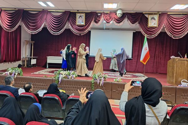 جشنواره دانش‌آموزی سرود در هنرستان سعادت پردیس 