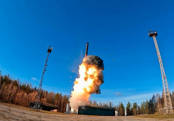 پوتین: موشک منحصربه‌فرد بورِوِستنیک را آزمایش کردیم