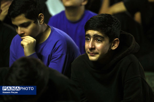 اعتکاف دانش‌آموزی در حسینیه ارشاد