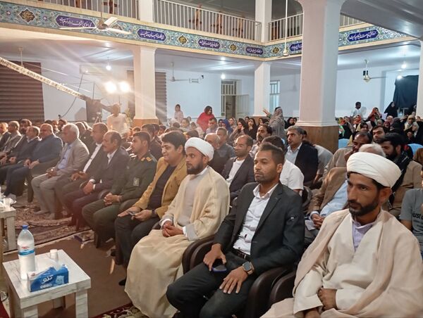 رونمایی از کتاب «ارگیز گردنی» در شمیل بندرعباس