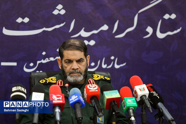 نشست خبری رئیس ستاد گرامیداشت هفته عقیدتی سیاسی