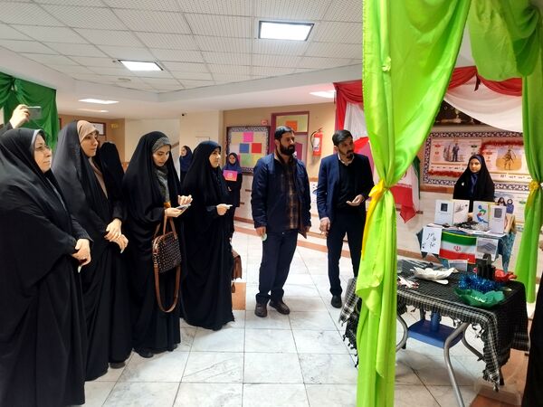 آخرین ایستگاه مدرسه انقلاب در مدرسه شاهد غدیر یک