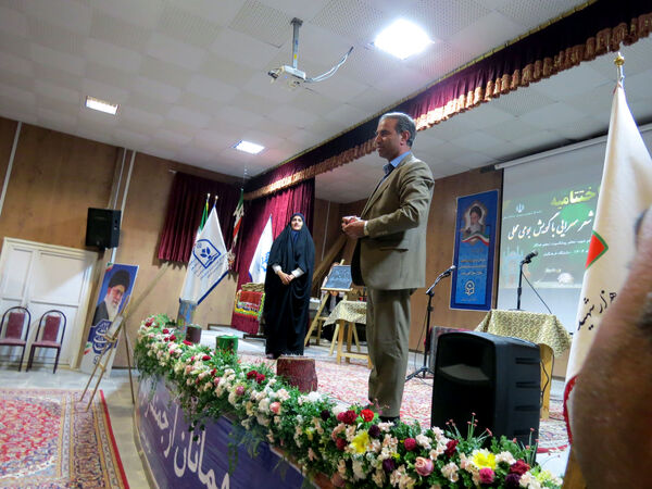 اختتامیه جشنواره شعرخوانی و شعر سرایی بومی‌ محلی 