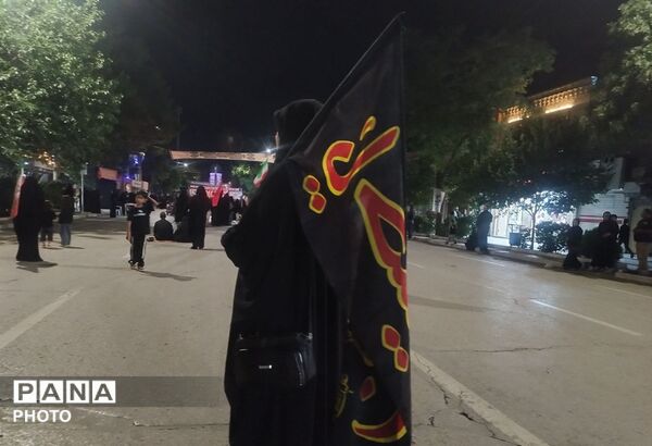 پنجمین شب از مراسم عزاداری امام حسین در حسینیه امام خمینی (ره)