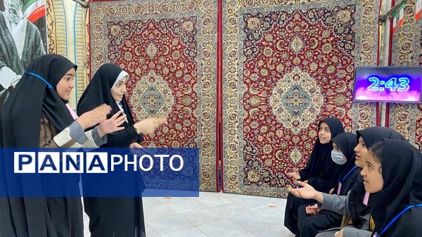 بازدید دانش آموزان دبیرستان دخترانه امید از آرامگاه شهید مدرس