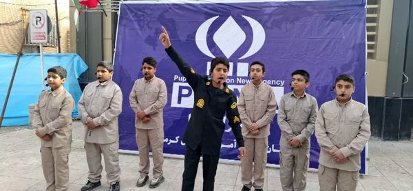 غرفه خبرگزاری پانا، وعده دیدار دانش‌آموزان در راهپیمایی 22 بهمن