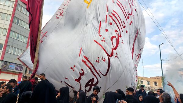 جلوه‌هایی از حرکت نمادین کاروان اسرای کربلا در قم