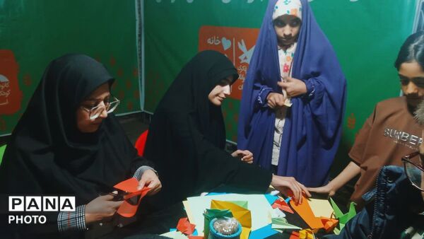 نوجوان کنشگر‌، قهرمان آینده