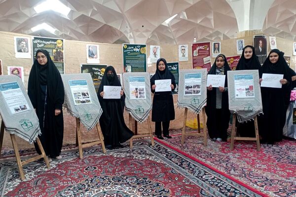 حضور پرشور دانش‌آموزان شهرستان قوچان در برگزاری نماز جمعه 