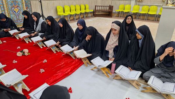 جلسه مسئولین هیئت‌های مذهبی مدارس متوسطه ناحیه ۶