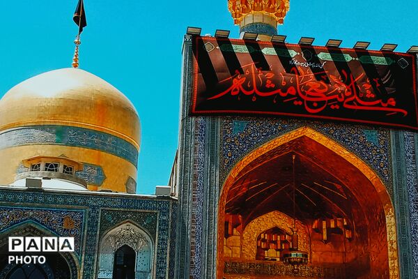 وداع تاریخی با رهبر شهید در مشهدالرضا