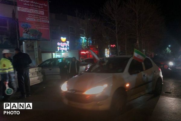 حضور خودجوش و با اقتدار مردم شهرستان پردیس در حمایت از نظام و محکومیت تجاوز دشمن