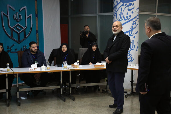 آغاز رسمی انتخابات دوازدهمین دوره مجلس شورای اسلامی و ششمین دوره مجلس خبرگان رهبری
