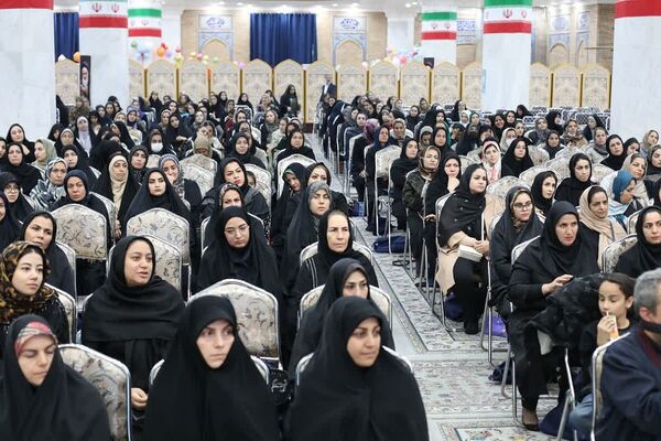 همایش جوانی جمعیت در مصلی باقرشهر 