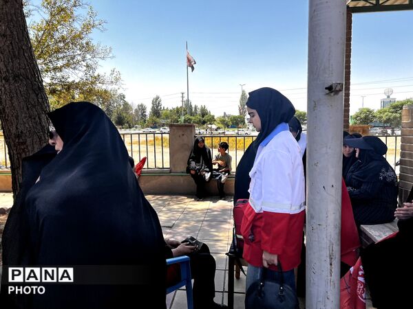 پیاده روی اربعین از میدان سپاه هشتگرد تا امامزاده هادی ینگی امام