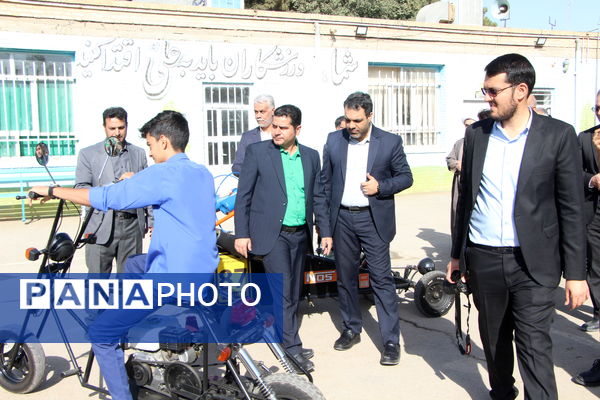 برگزاری آیین استانی «زنگ مهر و مهارت» در هنرستان انقلاب ناحیه یک یزد