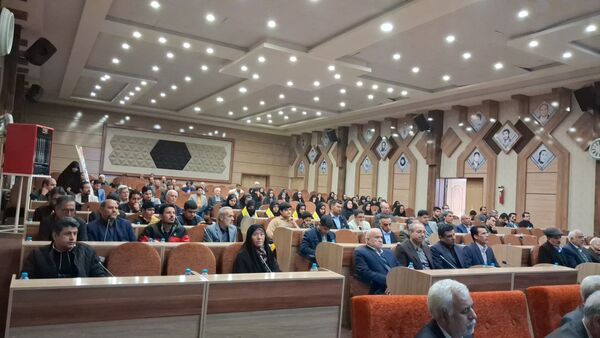 نشست کنشگران فرهنگی ،اجتماعی و سیاسی شهرستان کاشمر کاشمر