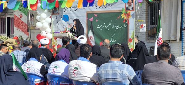 زنگ آغاز سال تحصیلی در سروستان نواخته شد