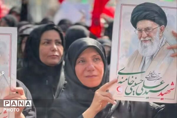 فریاد نسل نو در سوگ رهبر؛ مشقِ وفاداری در قابِ تشییع 