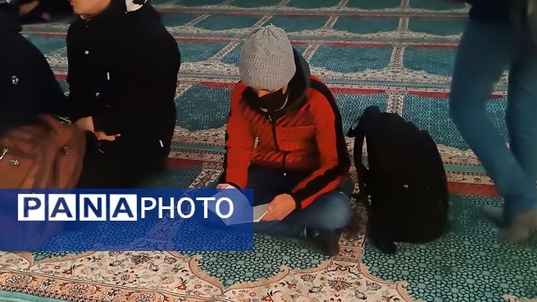 زیارت عاشورا  در دبیرستان شاهد ابوذر غفاری نیشابور