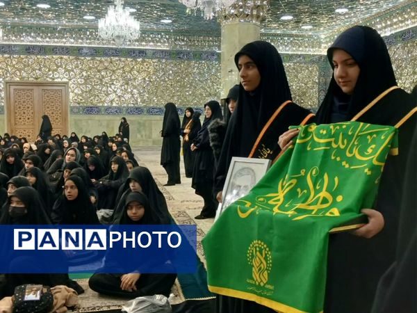 محفل هفتگی هیات «معصومانه» با حضور دختران دبیرستانی در قم