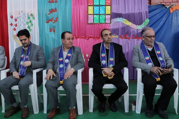 همایش «یاوران انقلاب» در بهارستان‌دو