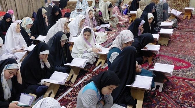 روز پایانی اعتکاف بسیار دلتنگ‌کننده است 