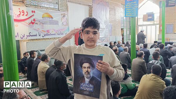 با تو قد می کشیم...