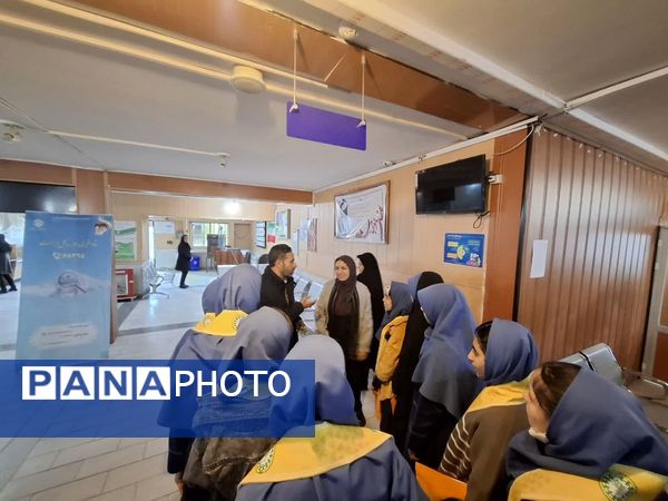 بازدید دانش‌آموزان پیشتاز از شعبه تامین اجتماعی شهرکرد