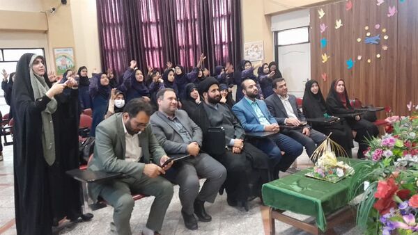 افتتاح طرح «مصباح‌الهدی و امام‌شناسی» در منطقه ۱۰ با حضور مسئولان فرهنگی و آموزشی