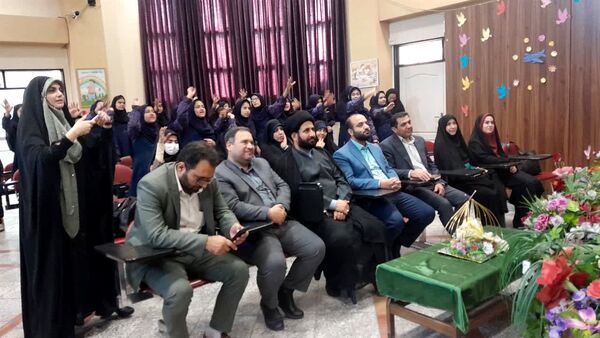 افتتاح طرح «مصباح‌الهدی و امام‌شناسی» در منطقه ۱۰ با حضور مسئولان فرهنگی و آموزشی