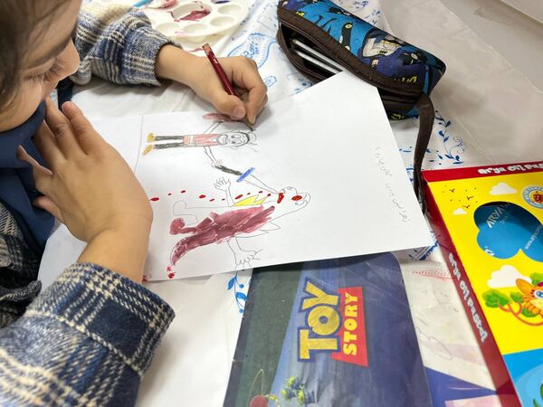 شکوفایی استعدادهای هنری دانش آموزان پایه چهارم دبستان آرمینه مصلی نژاد